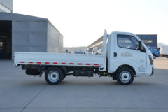 飞碟缔途GX 畅享版 1.6L汽油 122马力 东安5档 3.95米单排栏板微卡