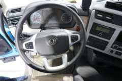 东风天龙KL 6X4 纯电动牵引车 宁德时代600kWh