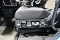 东风天龙KL 6X4 纯电动牵引车 宁德时代600kWh