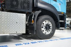 东风天龙KL 6X4 纯电动牵引车 宁德时代600kWh