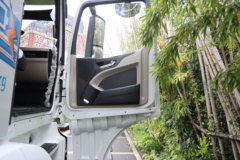 陕汽德龙M5000E 轻量化版 4X2 9.55米纯电动厢式载货车 宁德时代262.75kWh