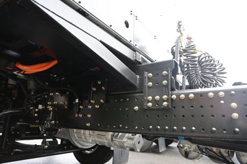 ����������M3000 �������� 6X4 ���綯ǣ���� ����ʱ��400.61kWhͼƬ