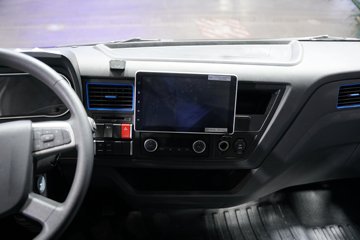 һ�����J6L 8X4 7.08m?���綯�������������䳵 ����ʱ��352kWhͼƬ