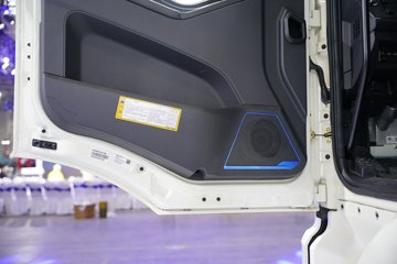 һ�����J6L 8X4 7.08m?���綯�������������䳵 ����ʱ��352kWhͼƬ