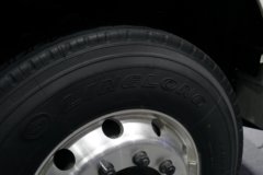 一汽解放J6L 8X4 7.08m³纯电动混凝土搅拌运输车 宁德时代352kWh