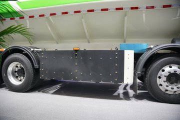 һ�����J6L 8X4 7.08m?���綯�������������䳵 ����ʱ��352kWhͼƬ