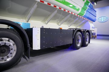 һ�����J6L 8X4 7.08m?���綯�������������䳵 ����ʱ��352kWhͼƬ