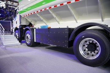 һ�����J6L 8X4 7.08m?���綯�������������䳵 ����ʱ��352kWhͼƬ