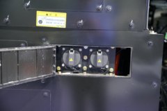 一汽解放J6L 6X4 纯电动牵引车 宁德时代400kWh