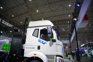 һ�����J6L 6X4 ���綯ǣ���� ����ʱ��400kWhͼƬ