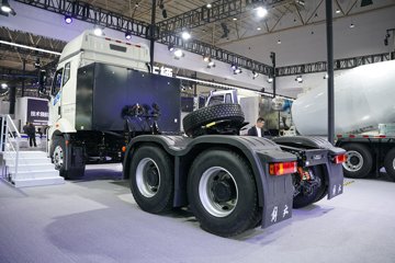 һ�����J6L 6X4 ���綯ǣ���� ����ʱ��400kWhͼƬ