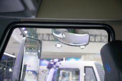 一汽解放J6L 6X4 纯电动牵引车 宁德时代400kWh