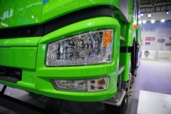 一汽解放J6P 重载版 8X4 8.8米纯电动自卸车 宁德时代600.92kWh