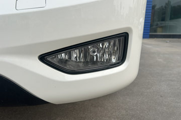 ʱ���캽S1 3.89���Ű봿�綯����С�� ���׿�83.57kWhͼƬ