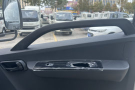 时代领航S1&nbsp;电动载货车驾驶室图片