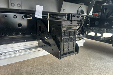 ʱ���캽S1 3.89���Ű봿�綯����С�� ���׿�83.57kWhͼƬ