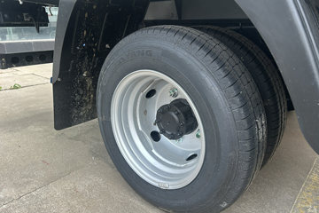 ʱ���캽S1 3.89���Ű봿�綯����С�� ���׿�83.57kWhͼƬ