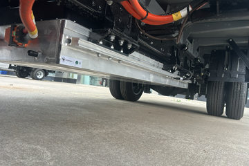 ʱ���캽S1 3.89���Ű봿�綯����С�� ���׿�83.57kWhͼƬ