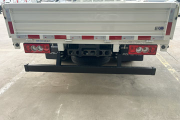 ʱ���캽S1 3.89���Ű봿�綯����С�� ���׿�83.57kWhͼƬ