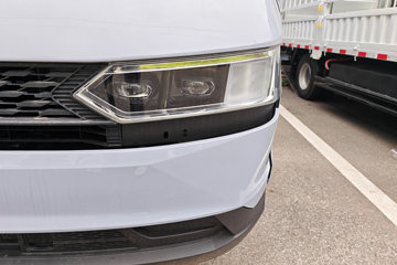 ���ǵ�T5 ��ҵ�� 4.2�׵��Ŵ��綯��դʽ�Ῠ ����100kWhͼƬ