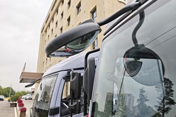 ���ǵ�T5 ��ҵ�� 4.2�׵��Ŵ��綯��դʽ�Ῠ ����100kWhͼƬ