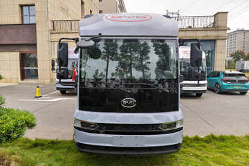 ���ǵ�T5 ��ҵ�� 4.2�׵��Ŵ��綯��դʽ�Ῠ ����100kWhͼƬ