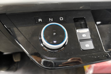 ���ǵ�T5 ��ҵ�� 4.2�׵��Ŵ��綯��դʽ�Ῠ ����100kWhͼƬ