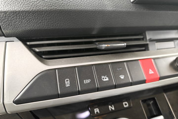 ���ǵ�T5 ��ҵ�� 4.2�׵��Ŵ��綯��դʽ�Ῠ ����100kWhͼƬ