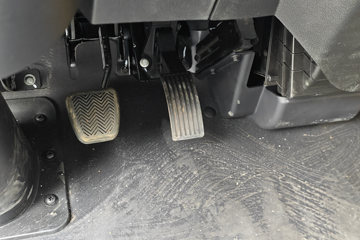 ���ǵ�T5 ��ҵ�� 4.2�׵��Ŵ��綯��դʽ�Ῠ ����100kWhͼƬ