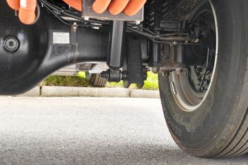 ���ǵ�T5 ��ҵ�� 4.2�׵��Ŵ��綯��դʽ�Ῠ ����100kWhͼƬ