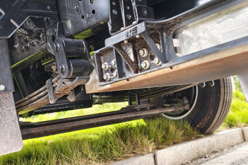 ���ǵ�T5 ��ҵ�� 4.2�׵��Ŵ��綯��դʽ�Ῠ ����100kWhͼƬ