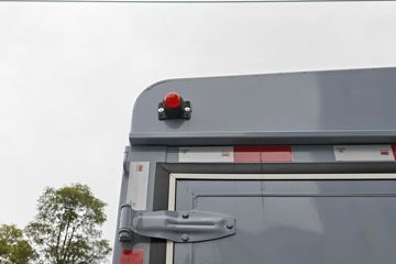 ���ǵ�T5 ��ҵ�� 4.2�׵��Ŵ��綯��դʽ�Ῠ ����100kWhͼƬ