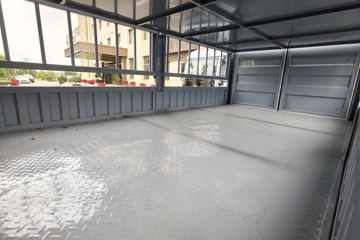 ���ǵ�T5 ��ҵ�� 4.2�׵��Ŵ��綯��դʽ�Ῠ ����100kWhͼƬ