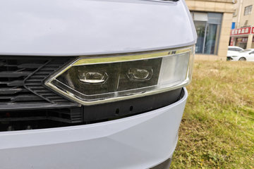 ���ǵ�T5 �Ƹ��� 4.03�׵��Ų��ʽ���̻�϶�����դʽ�Ῠ ����55.39kWhͼƬ