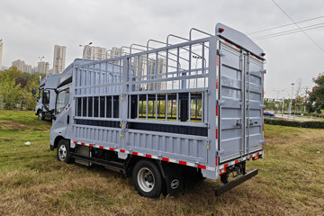 ���ǵ�T5 �Ƹ��� 4.03�׵��Ų��ʽ���̻�϶�����դʽ�Ῠ ����55.39kWhͼƬ