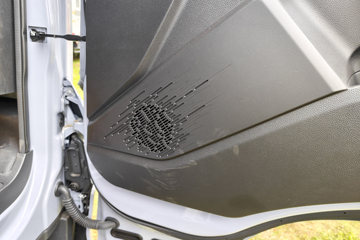 ���ǵ�T5 �Ƹ��� 4.03�׵��Ų��ʽ���̻�϶�����դʽ�Ῠ ����55.39kWhͼƬ