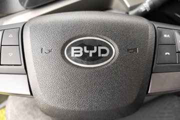 ���ǵ�T5 �Ƹ��� 4.03�׵��Ų��ʽ���̻�϶�����դʽ�Ῠ ����55.39kWhͼƬ