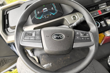 ���ǵ�T5 �Ƹ��� 4.03�׵��Ų��ʽ���̻�϶�����դʽ�Ῠ ����55.39kWhͼƬ