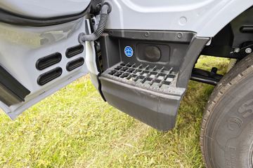 ���ǵ�T5 �Ƹ��� 4.03�׵��Ų��ʽ���̻�϶�����դʽ�Ῠ ����55.39kWhͼƬ