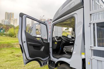 ���ǵ�T5 �Ƹ��� 4.03�׵��Ų��ʽ���̻�϶�����դʽ�Ῠ ����55.39kWhͼƬ