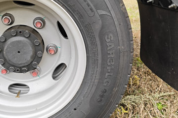 ���ǵ�T5 �Ƹ��� 4.03�׵��Ų��ʽ���̻�϶�����դʽ�Ῠ ����55.39kWhͼƬ