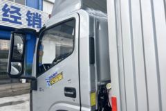 江淮 帅铃S9 160马力 4.12米单排厢式轻卡