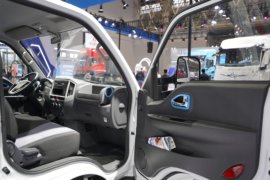 EV200&nbsp;电动载货车驾驶室图片