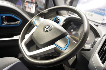 ����ɷ�EV200 ���ʰ� 3.79�׵��Ŵ��綯����΢�� �д��º�70.49kWhͼƬ