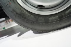 东风股份EV200 舒适版 3.79米单排纯电动栏板微卡 中创新航70.49kWh 东风股份EV200 舒适版 3.79米单排纯电动栏板微卡 中创新航70.49kWh