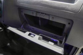 恺达EX6(原帅铃i3)&nbsp;电动载货车驾驶室图片