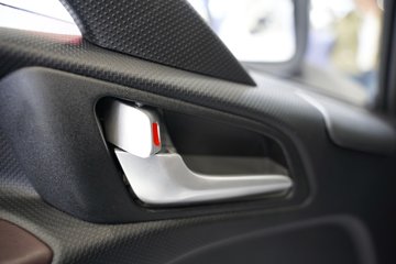 ���� ˧��S7 2.5L���� 180���� ����6�� 4.18�׵��������ῨͼƬ