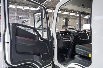 ���� ˧��S9 170���� 4.12�׵�����ʽ�ῨͼƬ