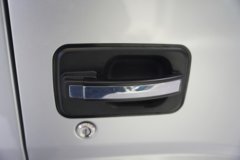 江淮骏铃A7 2.5L柴油 171马力 法士特8档 4.18米单排栏板轻卡