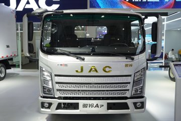 江淮骏铃A7 2.5L柴油 170马力 法士特8档 气刹 4.15米单排厢式轻卡